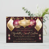 Red and Gold Christmas Baubles Sweet 16 Einladung (Stehend Vorderseite)