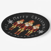 Red and Gold Christmas Nutcrackers  Pappteller (Schrägansicht)