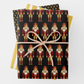 Red and Gold Christmas Nutcrackers Wrapping Paper Geschenkpapier Set (Beispiel)