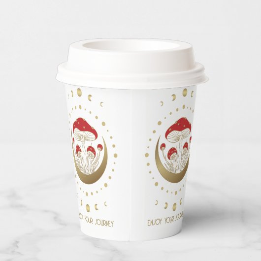 Red and Gold Magic Mushrooms Gold Crescent Moon T Pappbecher (Rechts)