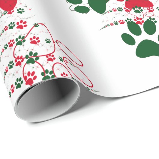 Red and Green Dog Paw Weihnachten Geschenkpapier (Rolleneckpunkt)