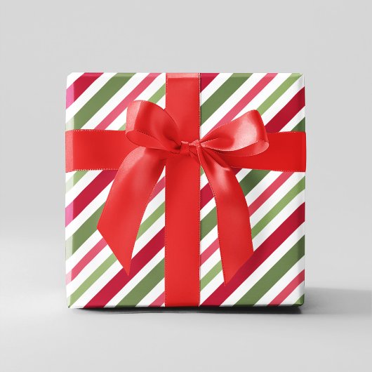 Red and Green Merry Mistletoe Custom Geschenkpapier Set