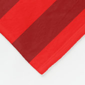 Red and Maroon Stripes Design Fleecedecke (Ecke)
