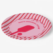 Red and Pink Striped Pickleball Birthday Party Pappteller (Schrägansicht)