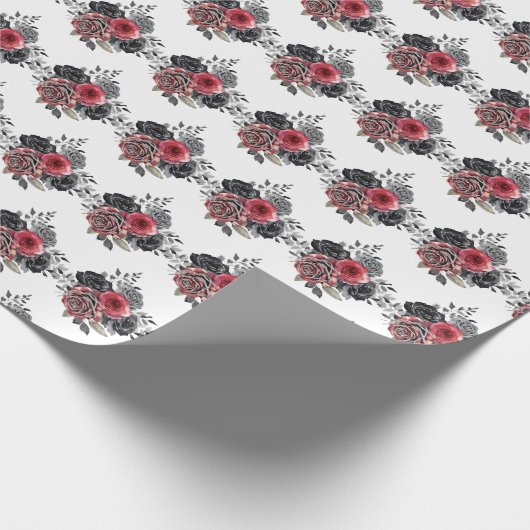 Red and Silver Elegant Flowers Geschenkpapier (Ecke)