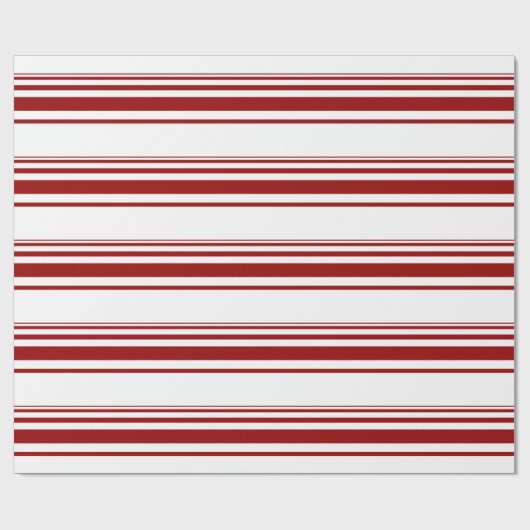Red and White Candy Cane Stripe Geschenkpapier (Flach)
