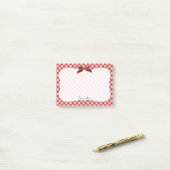 Red and White Gingham Karo Pattern Personalisiert Post-it Klebezettel (Auf Schreibtisch)
