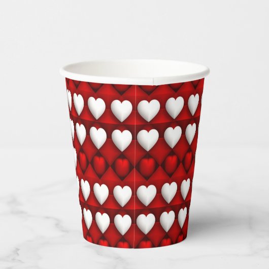 Red And White Heart Pattern Pappbecher (Rechts)