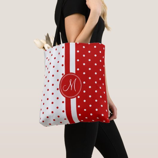 Red and White Polka Dot Design Tasche (Von Nahem)