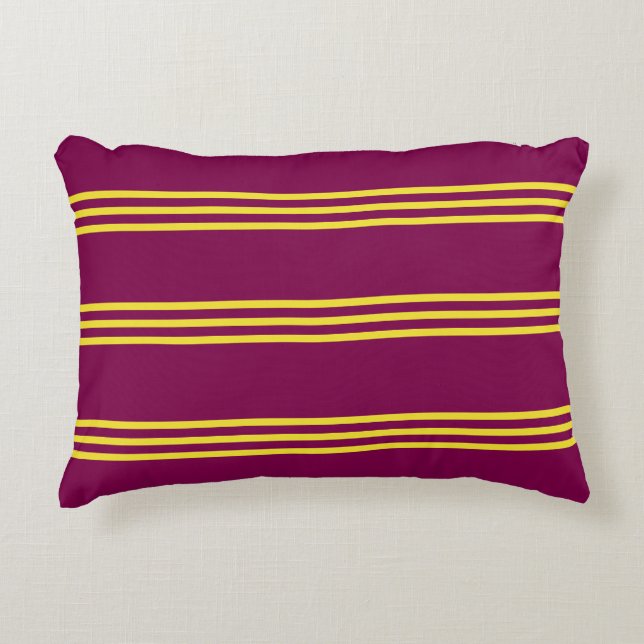 Red and Yellow Accent Pillow Dekokissen (Vorderseite)