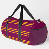 Red and Yellow Large Duffle Bag (Rechte Ecke)
