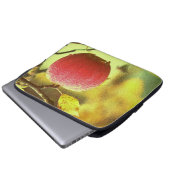 "Red Apple" Niedliches Foto. Jetzt kaufen Laptopschutzhülle (Vorne Knopf)