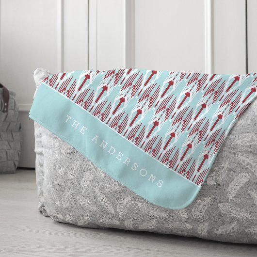 Red & Aqua Holiday Ikat Muster | PERSONALISIERT Sherpadecke
