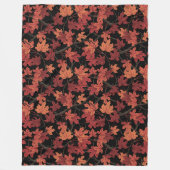 Red Autumn maple leaves on black Fleecedecke (Vorderseite)