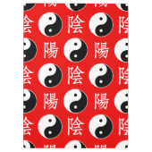 Red Background Chinesisches Yinyang-Muster Klemmbrett (Rückseite)