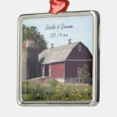 Red Barn Country Wedding Ornament Aus Metall (Links)
