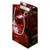 Red Baubles Geschenktasche Kleine Geschenktüte (Vorderseite Schrägansicht)