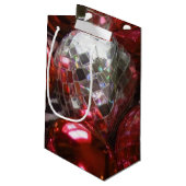 Red Baubles Geschenktasche Kleine Geschenktüte (Rückseite Schrägansicht)