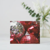 Red Baubles Postkarte (Stehend Vorderseite)