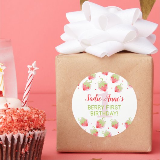Red Berries Berry Sweet Strawberry Birthday Runder Aufkleber (Party)