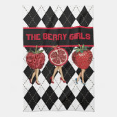 Red Berries Cartoon Ladys on Black & White Plaid Geschirrtuch (Vertikal)