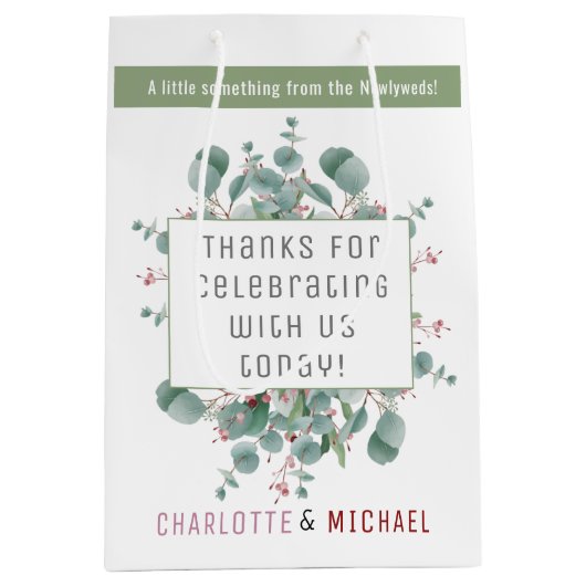 Red Berries & Eukalyptus Wedding Gift Bag Mittlere Geschenktüte (Vorderseite)