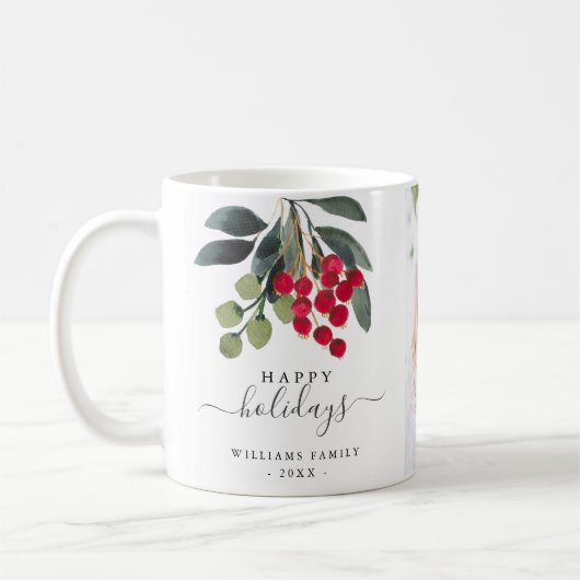 Red Berries Greenery Happy Holidays Custom Foto Kaffeetasse (Links)