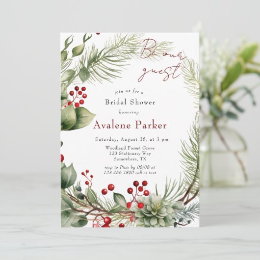 Red Berries Pine Wreath ist unser Brautparty Einladung (Stehend Vorderseite)