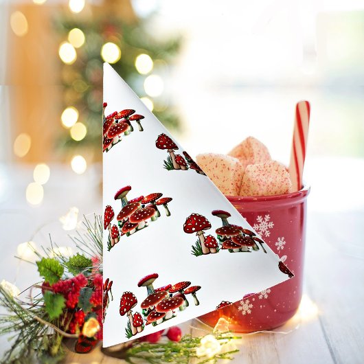 Red Berry Garden Greenerie Toadstool Magic Pilz Partyhütchen