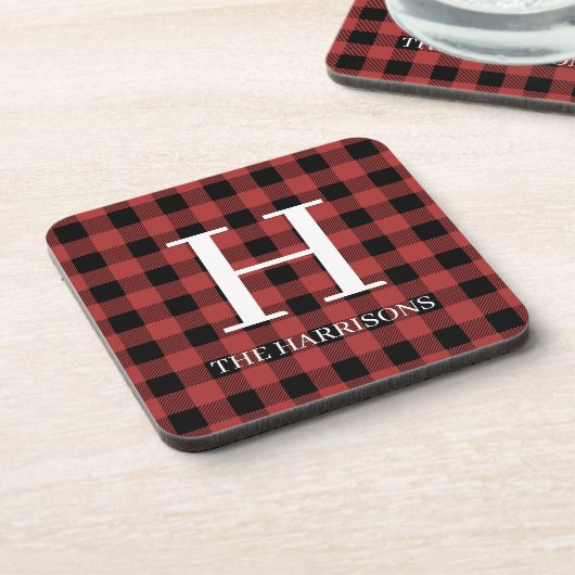 Red Black Buffalo Plaid Monogram Holiday Getränkeuntersetzer (Linke Seite)