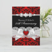 Red Black Damask Heart Bow 25. Geburtstag Einladung (Stehend Vorderseite)