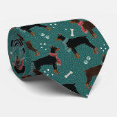 Red & Black Dobermans in Scarves Wintermuster Krawatte (Gerollt)