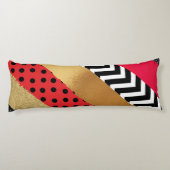 Red Black Gold Glitzer Pinselstriche Mit Monogramm Seitenschläferkissen (Rückseite)