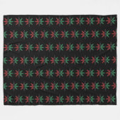 Red Black Green Snowflakes Pattern Kwanzaa Fleecedecke (Vorderseite (Horizontal))