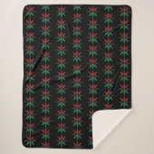 Red Black Green Snowflakes Pattern Kwanzaa Sherpadecke (Vorderseite)