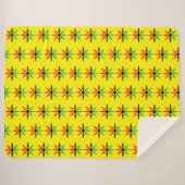 Red Black Green Yellow Snowflakes Pattern Kwanzaa Sherpadecke (Vorderseite (Horizontal))