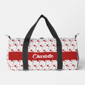 Red Black Modern Hearts Retro Monogram Name Duffle Bag (Vorderseite)