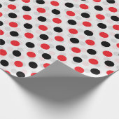Red Black Polka Dots Textile Muster Design Geschenkpapier (Ecke)