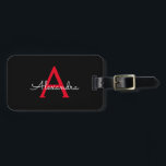 Red Black Script Giron Monogram Name Gepäckanhänger<br><div class="desc">Schwarz und Rot Monogramm Fügen Sie Ihren eigenen Namen Script Gepäcktasche Tag Die Tasche Tag macht den perfekten süßen 16 Geburtstag,  Hochzeit,  Brautparty,  Babydusche oder Junggeselinnen-Abschied Geschenk für jemanden,  der ihr Zimmer in Stil dekoriert.</div>