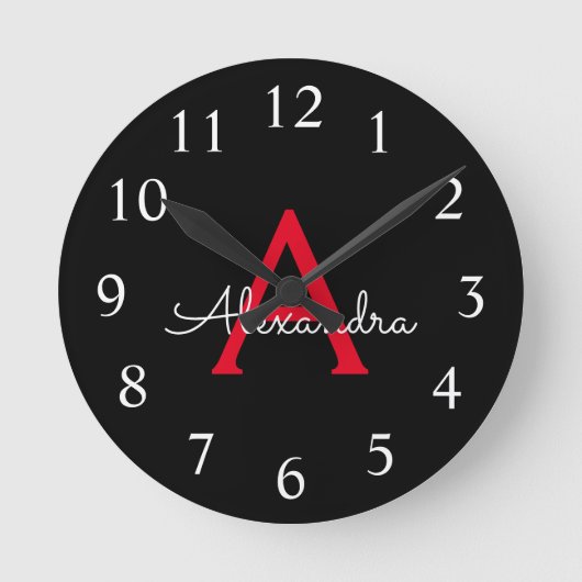 Red Black Script Giron Monogram Name Runde Wanduhr (Vorderseite)