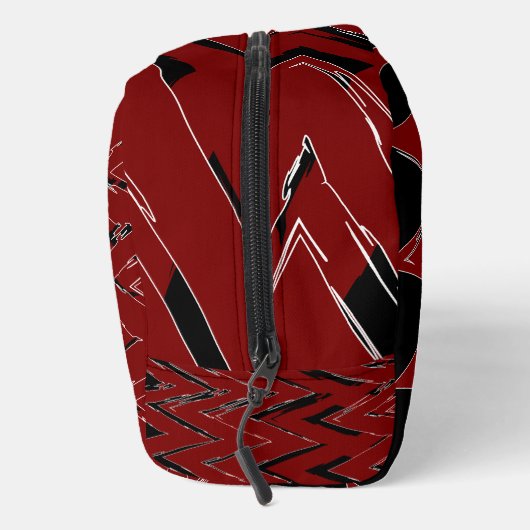 Red, Black & White Zigzag – Bold & Artistic  Waschbeutel (Rechts)