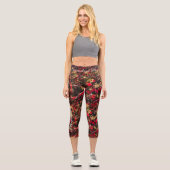 Red Blaze Urban Jungle - Fierce und Bold Design. Capri Leggings (Vorderseite)