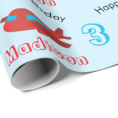 Red & Blue Airplane Muster Geburtsname & Alter Geschenkpapier (Rolleneckpunkt)