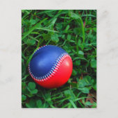 Red & Blue Baseball mit weißem Stitching Postkarte (Vorderseite)