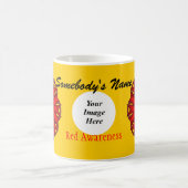 Red Blume Ribbon Template von Kenneth Yoncich Kaffeetasse (Mittel)