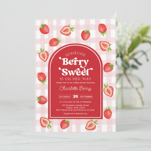 Red Boho Strawberry Berry Sweet Baby Girl Dusche Einladung (Stehend Vorderseite)