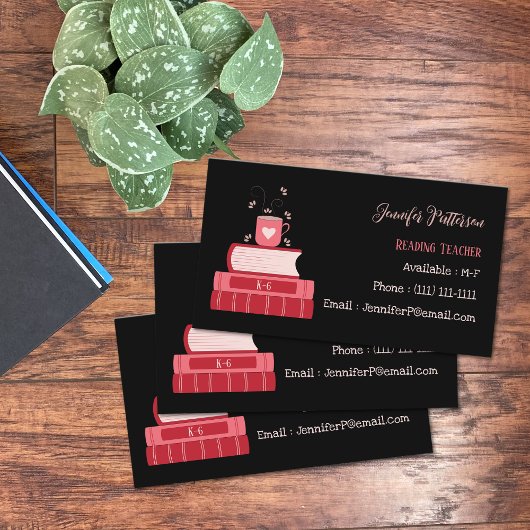 Red Books Black Business Cards lesen Visitenkarte