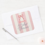 Red Bow & Pink Stripes Baby Shower Quadratischer Aufkleber (Umschlag)