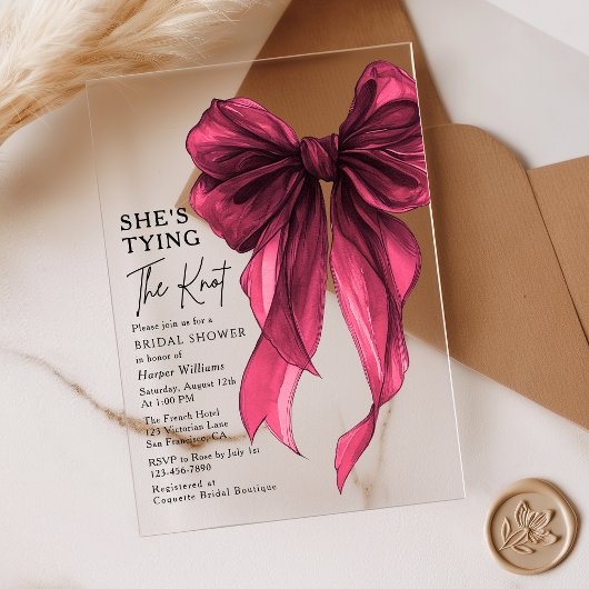 Red Bow She's Tying The Knot Bridal Shower Acryleinladungen