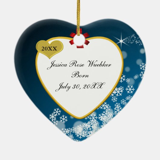 Red Bow Snowy Blue Baby's First Christmas Heart Keramikornament (Hinten)